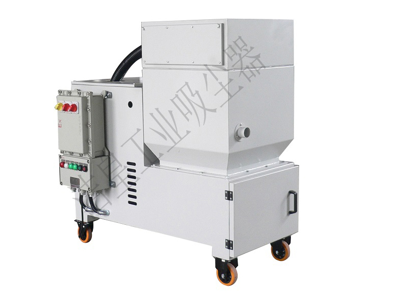 工廠在選擇工業吸（xī）塵器時應考慮哪些因素（sù）？