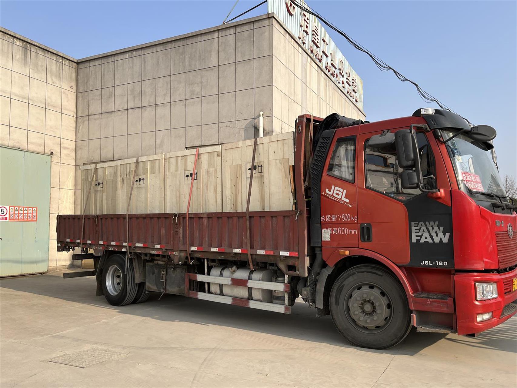 三整車除塵設備（bèi）打包發貨——粉色91视频工業